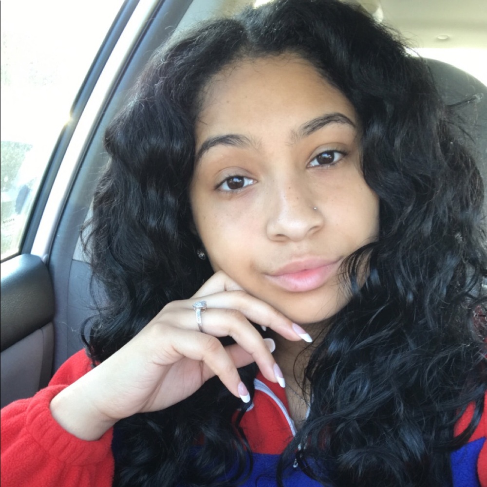 Meet your Posher, Shanshaniya